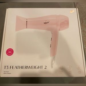 T3 Featherweight 2 - Pink -NIB